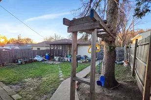 435 Hoyt Ave E, Saint Paul, MN 55130 - Photo 27