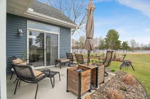 25407 Farmstead Ln, Wyoming, MN 55092 - Photo 33