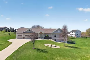 3940 Creek View Ln SW, Rochester, MN 55902 - Photo 41