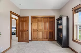 3940 Creek View Ln SW, Rochester, MN 55902 - Photo 17