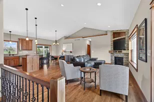 3940 Creek View Ln SW, Rochester, MN 55902 - Photo 3