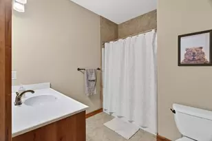 3940 Creek View Ln SW, Rochester, MN 55902 - Photo 13