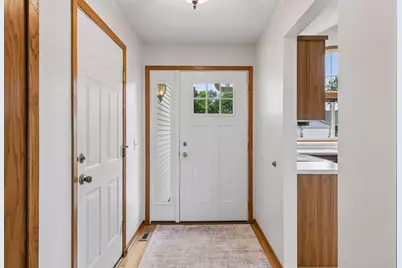 16795 Hershey Court, Lakeville, MN 55044 - Photo 3