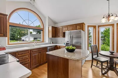 16795 Hershey Court, Lakeville, MN 55044 - Photo 7