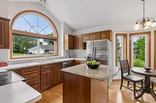 16795 Hershey Ct, Lakeville, MN 55044 - Photo 7