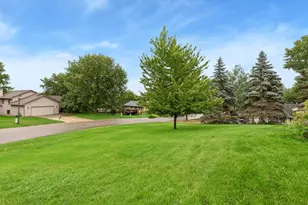 16795 Hershey Ct, Lakeville, MN 55044 - Photo 39