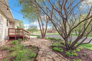 933 5th St W, Hastings, MN 55033 - Photo 11