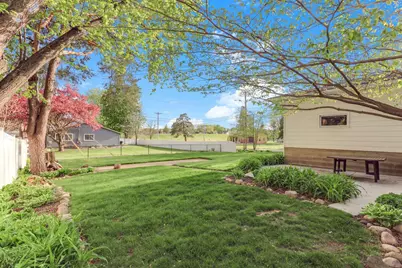 933 5th Street W, Hastings, MN 55033 - Photo 13