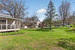 2470 South Avenue E, North Saint Paul, MN 55109 - Photo 7