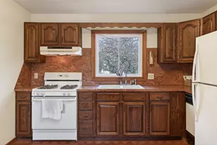 2470 South Avenue E, North Saint Paul, MN 55109 - Photo 13