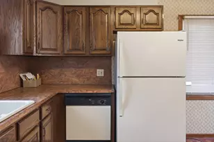 2470 South Avenue E, North Saint Paul, MN 55109 - Photo 15