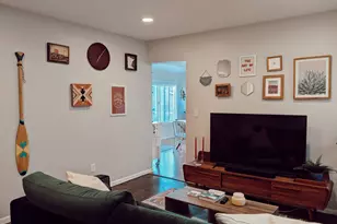 680 Juno Ave, Saint Paul, MN 55102 - Photo 11