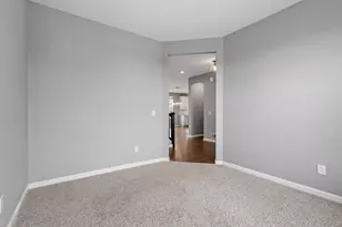 11791 Upper 31st St N, Lake Elmo, MN 55042 - Photo 5