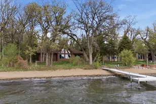633 N Shore Dr, Detroit Lakes, MN 56501 - Photo 1