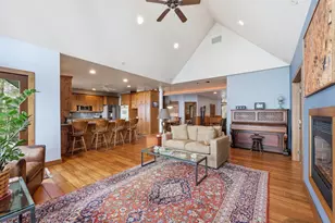 633 N Shore Dr, Detroit Lakes, MN 56501 - Photo 17