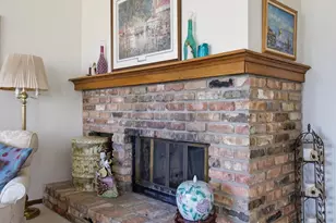 327 10th Ave S, Fargo,  58103 - Photo 9