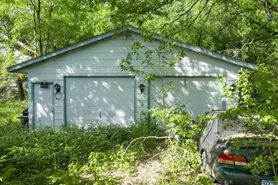 947 Stoughton Avenue, Chaska, MN 55318 - Photo 7