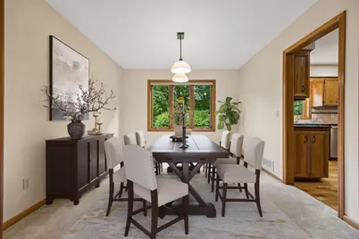 8290 W Lake Court, Chanhassen, MN 55317 - Photo 9
