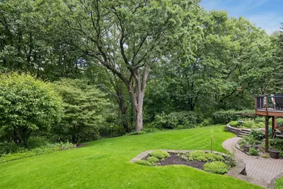 8290 W Lake Court, Chanhassen, MN 55317 - Photo 5