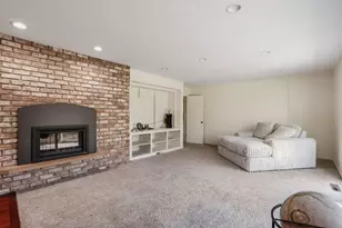 23 Evergreen Rd, North Oaks, MN 55127 - Photo 7