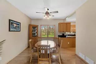 10053 Raleigh Ct, Woodbury, MN 55129 - Photo 5