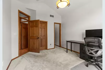 112021 Hidden Creek Place, Chaska, MN 55318 - Photo 25