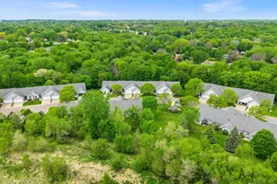 112021 Hidden Creek Pl, Chaska, MN 55318 - Photo 53