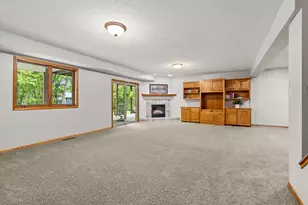 112021 Hidden Creek Pl, Chaska, MN 55318 - Photo 33