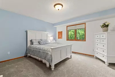 112021 Hidden Creek Place, Chaska, MN 55318 - Photo 35