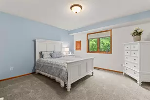 112021 Hidden Creek Pl, Chaska, MN 55318 - Photo 35