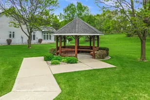 112021 Hidden Creek Pl, Chaska, MN 55318 - Photo 55