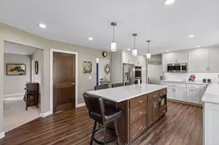 1847 Faro Ln, Mendota Heights, MN 55118 - Photo 15