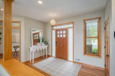 9086 Wildwood Circle, Shakopee, MN 55379 - Photo 11