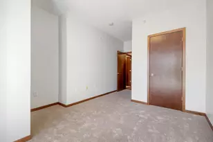 3251 Louisiana Ave S, Saint Louis Park, MN 55426 - Photo 13