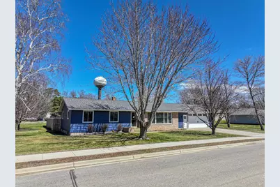 318 W Oak Street, Parkers Prairie, MN 56361 - Photo 1