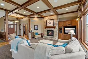 9071 Horizon Dr, Shakopee, MN 55379 - Photo 1