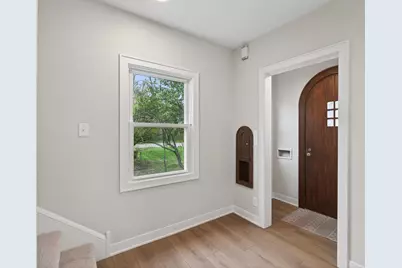 2708 Chowen Avenue S, Minneapolis, MN 55416 - Photo 3