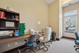 301 Clifton Ave, Minneapolis, MN 55403 - Photo 27