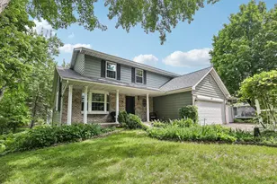 161 7th St S, Bayport, MN 55003 - Photo 1