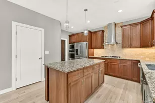 1720 Kerry Dr NE, Rochester, MN 55906 - Photo 11