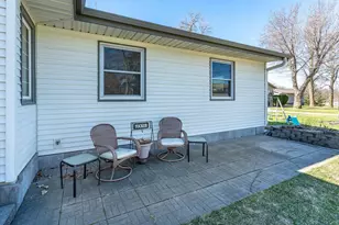 1034 Randolph Ave, Fergus Falls, MN 56537 - Photo 3