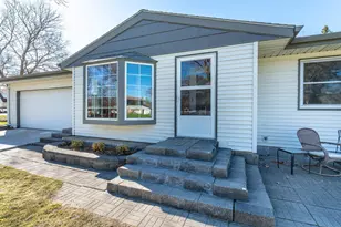 1034 Randolph Ave, Fergus Falls, MN 56537 - Photo 5