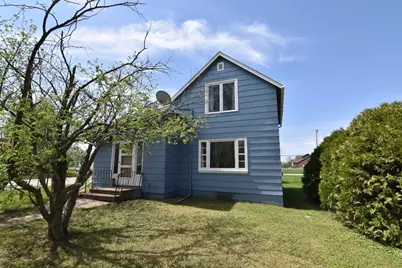 321 1st Avenue SW, Baudette, MN 56623 - Photo 3