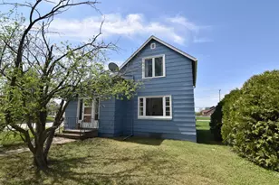 321 1st Ave SW, Baudette, MN 56623 - Photo 3