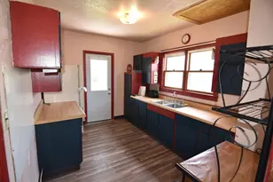321 1st Ave SW, Baudette, MN 56623 - Photo 5