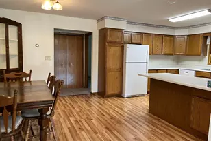 1225 6th Ave N, Windom, MN 56101 - Photo 3
