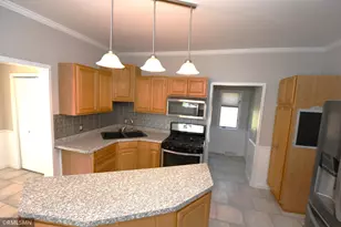 1319 2nd St N, Stillwater, MN 55082 - Photo 7