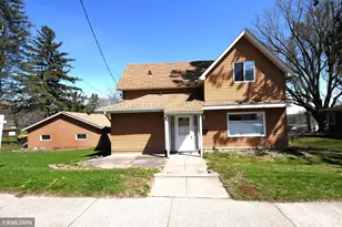 1319 2nd St N, Stillwater, MN 55082 - Photo 3