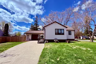 121 5th Ave NW, Baudette, MN 56623 - Photo 7