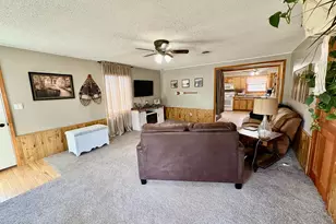 121 5th Ave NW, Baudette, MN 56623 - Photo 15